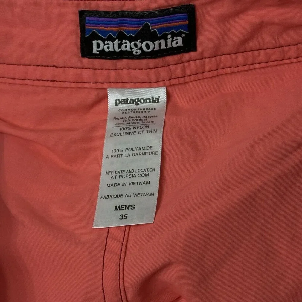 Patagonia Men's Sz 35 Wavefarer Board Surf Swim Shorts Peach Coral Mid Length‎